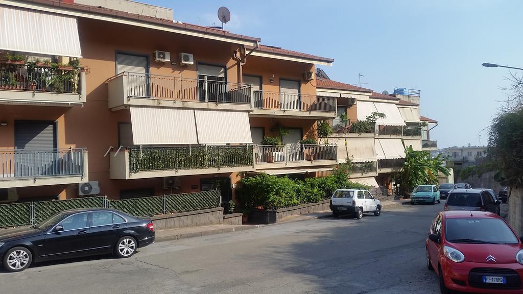 Baia Giardini Apartments Eksteriør bilde
