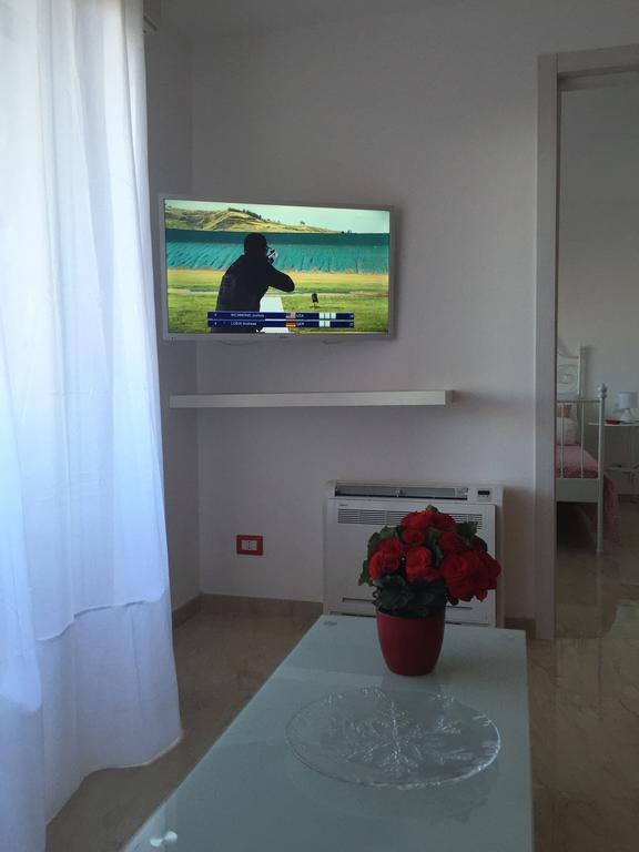 Baia Giardini Apartments Eksteriør bilde
