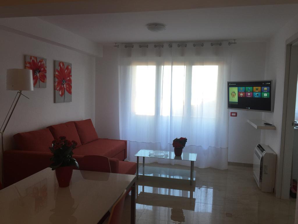 Baia Giardini Apartments Eksteriør bilde